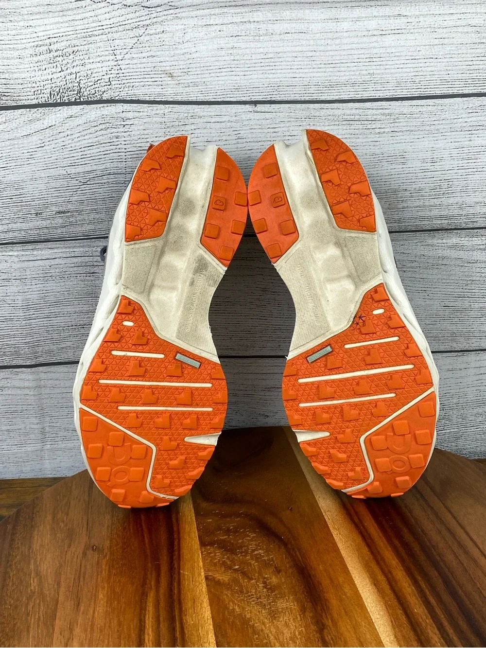 ON Running Cloudsurfer Trail Fossil Ivory Shoes Women’s Sneaker Size 8.5
